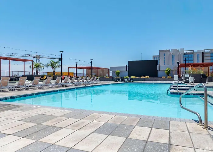 Boulevard Modern 1br Asu Pool Gym 14 *